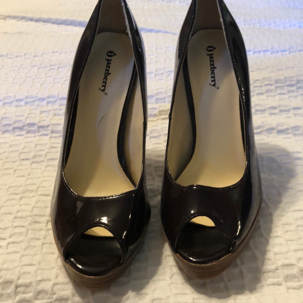 Jazzberry shoes